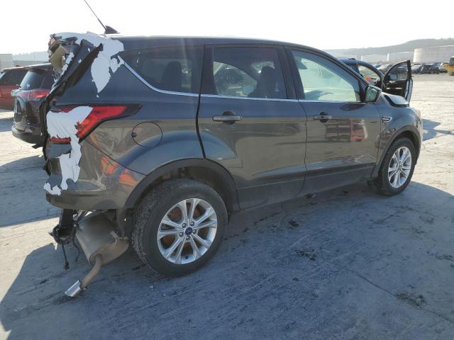 Photo 3 from auction – 2019 FORD ESCAPE SE with VIN 1FMCU0GD3KUB65770