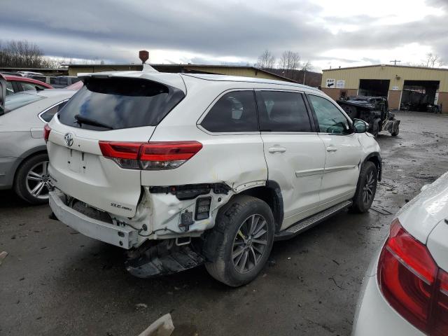 Photo 3 from auction – 2018 TOYOTA HIGHLANDER with VIN 5TDJZRFH8JS486129