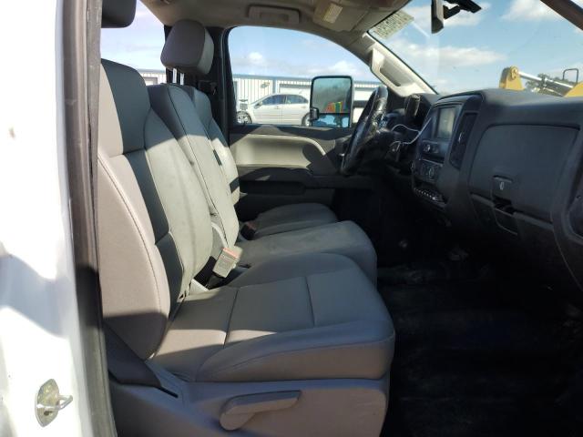 Photo 5 from auction – 2018 CHEVROLET SILVERADO with VIN 1GB3KYCY1JF261700