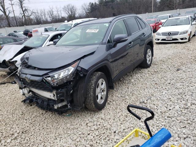 TOYOTA RAV4 XLE 2019 with VIN JTMP1RFV3KD005627 - Photo from auction