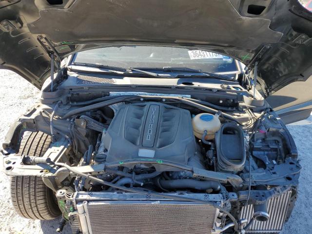 Photo 12 from auction – 2017 PORSCHE MACAN S with VIN WP1AB2A56HLB13674