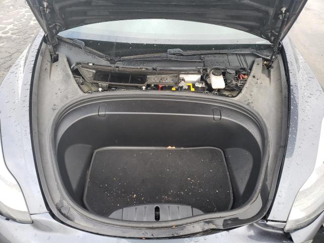 Photo 11 from auction – 2018 TESLA MODEL 3 with VIN 5YJ3E1EA1JF021660