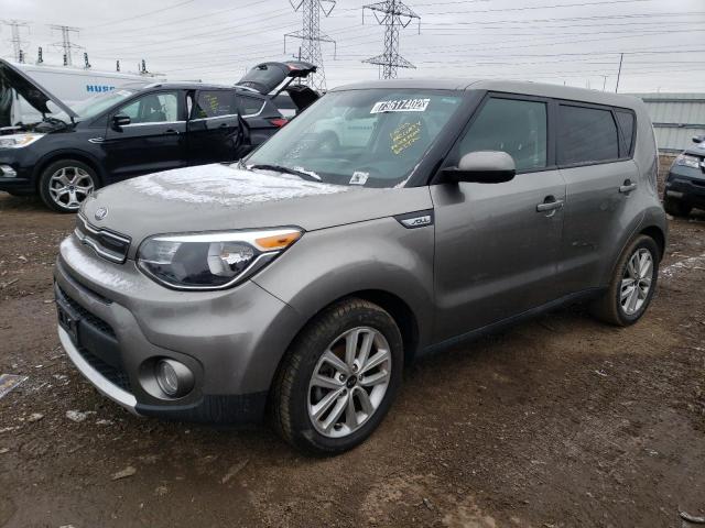 KIA SOUL + 2018 с VIN KNDJP3A55J7603370 - Снимка от търг