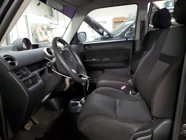 Photo 7 from auction – 2005 TOYOTA SCION XB with VIN JTLKT324750185998