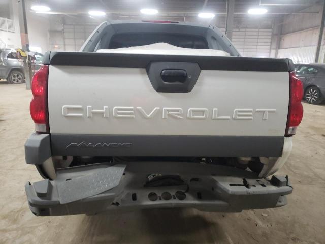 Photo 6 from auction – 2002 CHEVROLET AVALANCHE with VIN 3GNEK13T32G211081