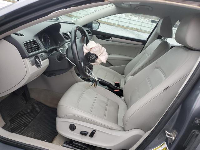 Photo 7 from auction – 2015 VOLKSWAGEN PASSAT S with VIN 1VWAT7A35FC094054
