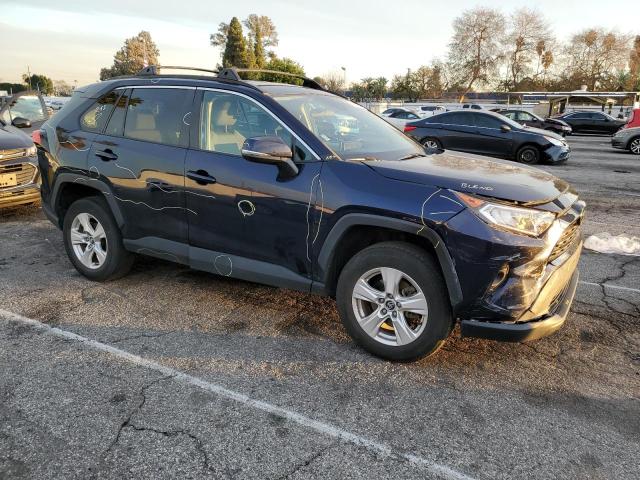 Photo 4 from auction – 2020 TOYOTA RAV4 XLE with VIN 2T3W1RFV3LC056675