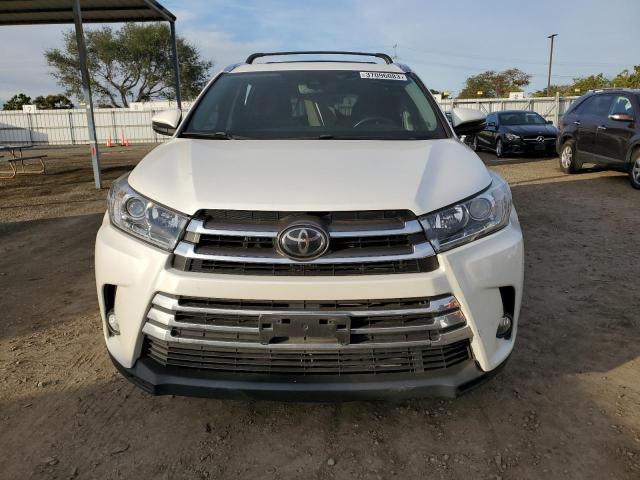 Photo 5 from auction – 2018 TOYOTA HIGHLANDER with VIN 5TDYZRFH7JS274885