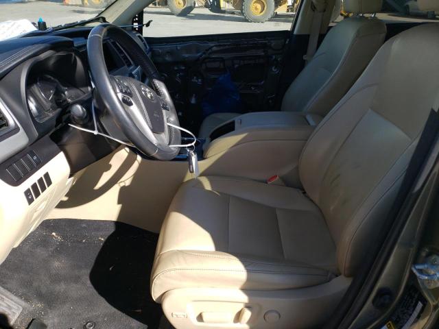 Foto 7 de la subasta – 2015 TOYOTA HIGHLANDER con VIN 5TDJKRFH6FS105602