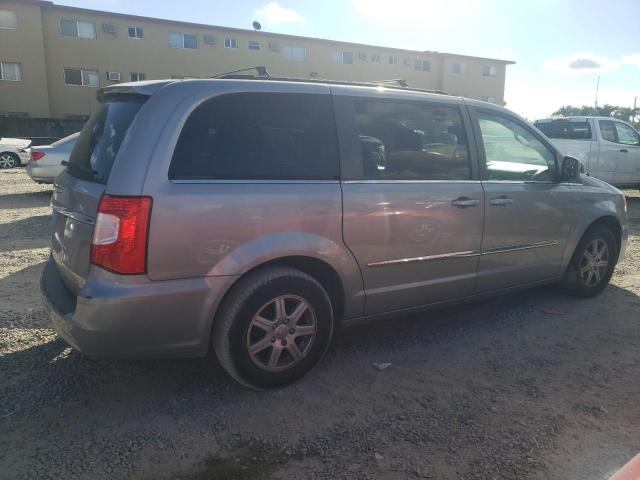 Photo 3 from auction – 2013 CHRYSLER TOWN & COU with VIN 2C4RC1BG0DR638100