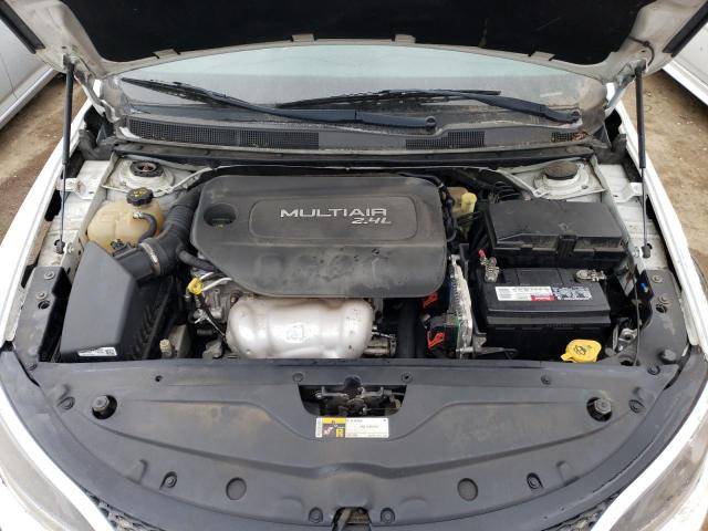 Photo 11 from auction – 2015 CHRYSLER 200 LIMITE with VIN 1C3CCCAB9FN717129