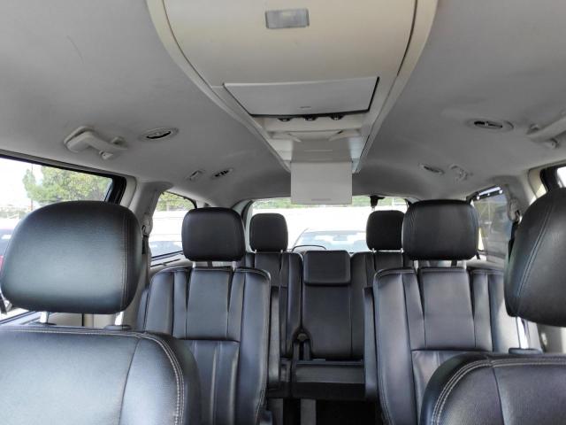 Photo 10 from auction – 2013 CHRYSLER TOWN & COU with VIN 2C4RC1BG7DR821462