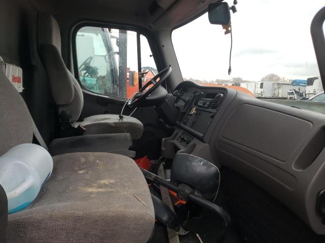 Photo 5 from auction – 2018 FREIGHTLINER M2 106 MED with VIN 1FVACWFC5JHKA7213