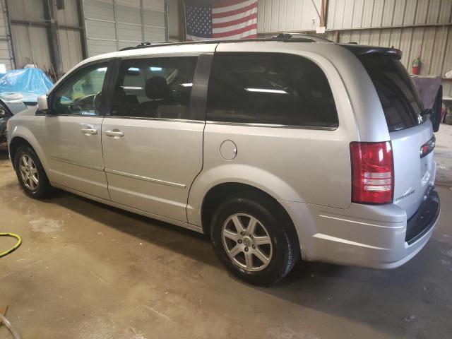 Photo 2 from auction – 2010 CHRYSLER TOWN & COU with VIN 2A4RR5D1XAR278290