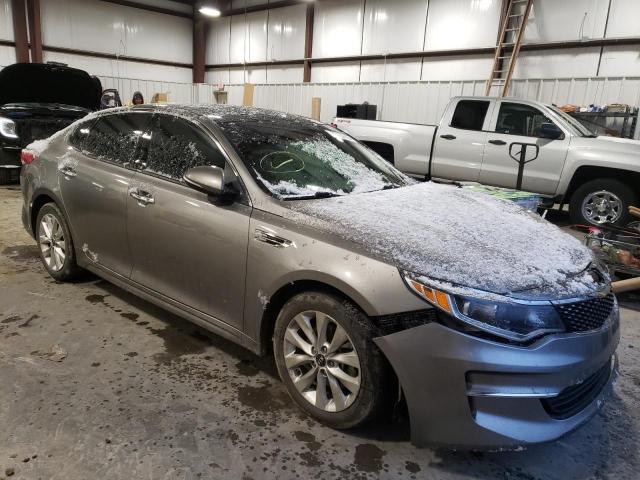 Photo 4 from auction – 2018 KIA OPTIMA EX with VIN 5XXGU4L31JG251920