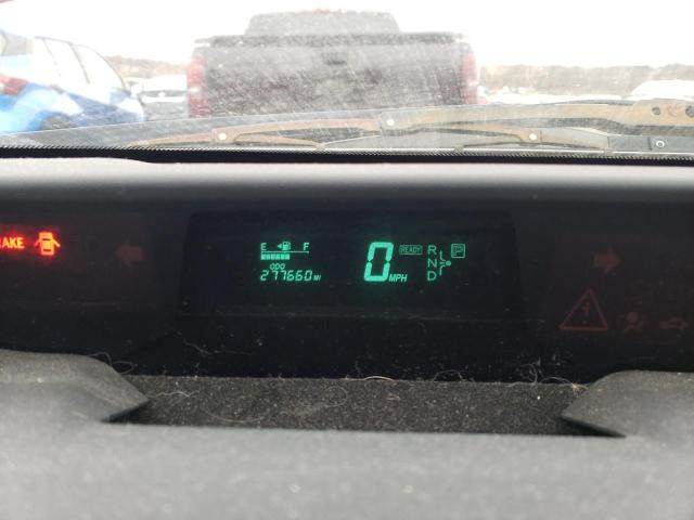 Photo 9 from auction – 2004 TOYOTA PRIUS with VIN JTDKB20U540069872