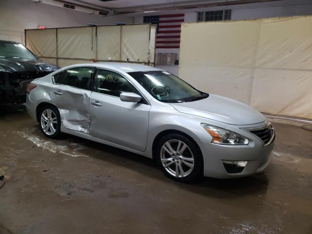 Photo 4 from auction – 2013 NISSAN ALTIMA 3.5 with VIN 1N4BL3AP4DC100478