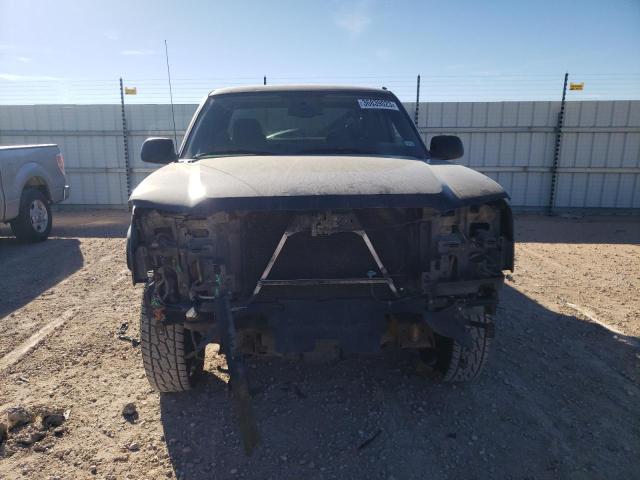 Photo 5 from auction – 2004 CHEVROLET SILVERADO with VIN 2GCEK19T741100674