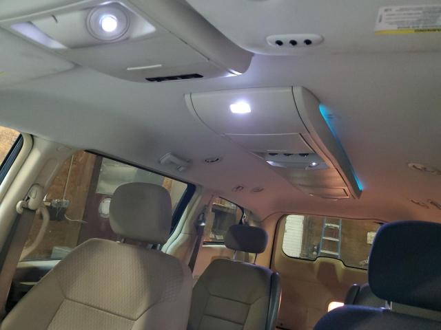Photo 10 from auction – 2010 CHRYSLER TOWN & COU with VIN 2A4RR5D18AR150081