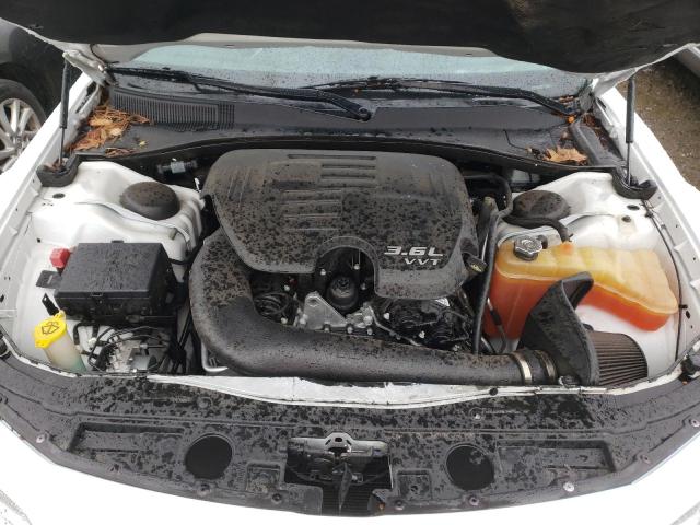 Photo 11 from auction – 2016 CHRYSLER 300C with VIN 2C3CCAEG8GH248099