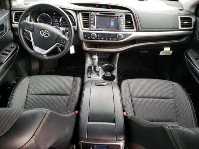 Photo 8 from auction – 2018 TOYOTA HIGHLANDER with VIN 5TDBZRFH6JS914705