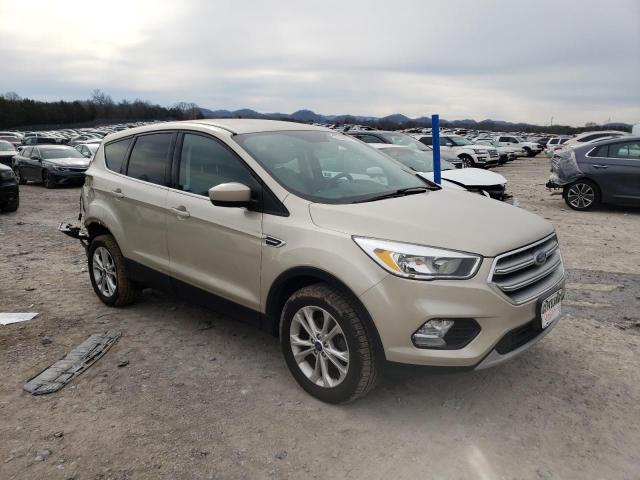 Photo 4 from auction – 2017 FORD ESCAPE SE with VIN 1FMCU0GD1HUB95424