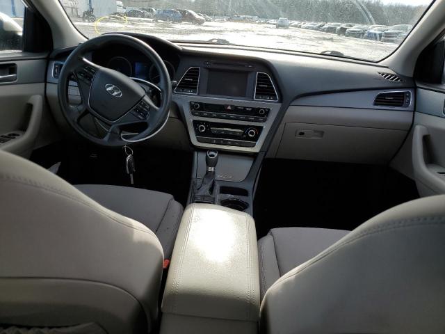 Photo 8 from auction – 2017 HYUNDAI SONATA SE with VIN 5NPE24AF9HH562875