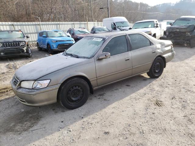 TOYOTA CAMRY CE 2000 with VIN JT2BG22K8Y0398531 - Photo from auction
