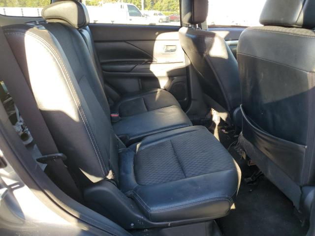 Photo 11 from auction – 2015 MITSUBISHI OUTLANDER with VIN JA4AD3A33FZ014136