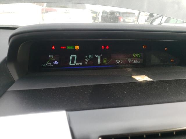 Photo 9 from auction – 2013 TOYOTA PRIUS V with VIN JTDZN3EU6D3198268