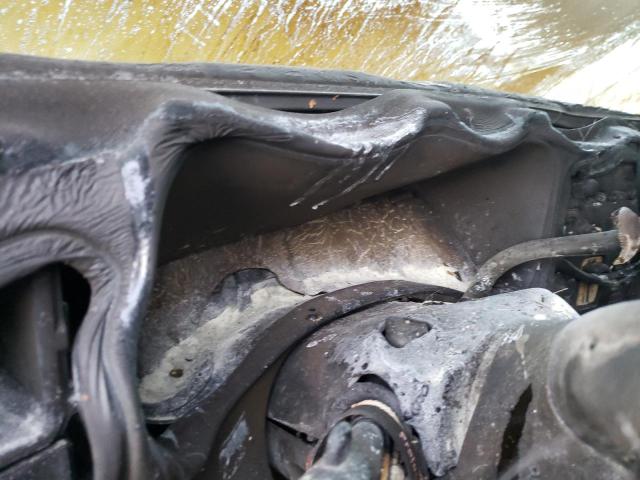صورة رقم 9 من المزاد - 2004 CHEVROLET SILVERADO مع VIN 2GCEK19T841385546