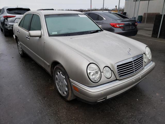 Photo 4 from auction – 1998 MERCEDES-BENZ E 320 with VIN WDBJF65F3WA482919