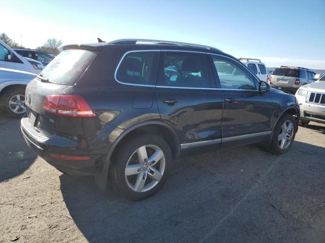 Photo 3 from auction – 2011 VOLKSWAGEN TOUAREG V6 with VIN WVGFF9BPXBD007276