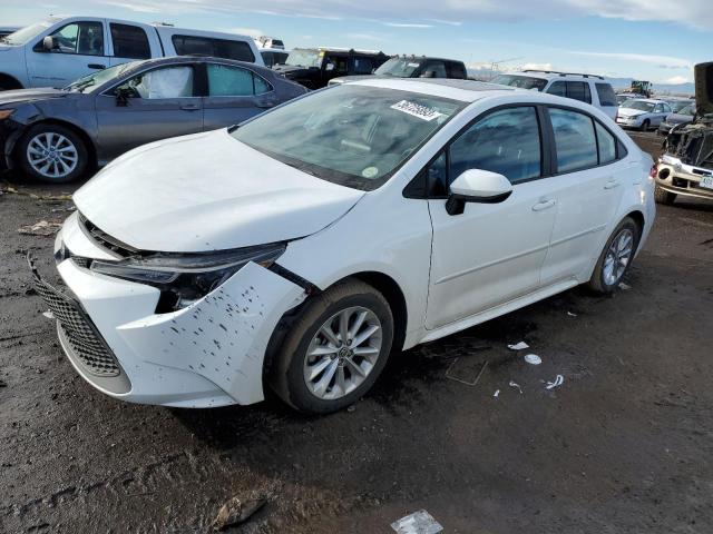 TOYOTA COROLLA LE 2022 with VIN 5YFHPMAE1NP304113 - Photo from auction