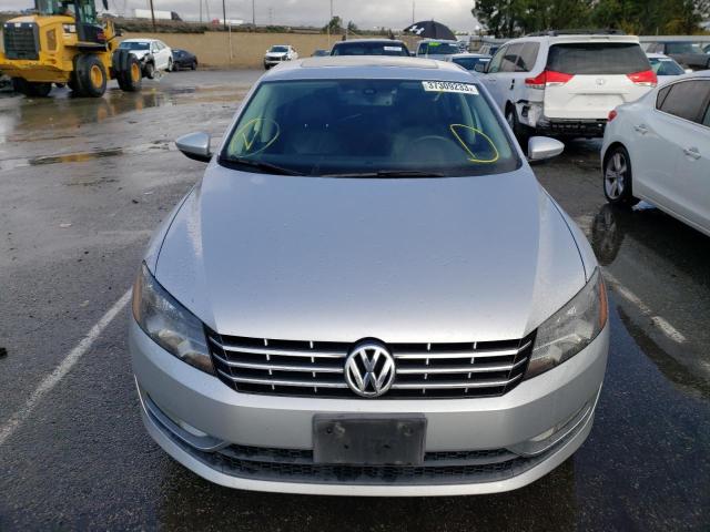 Photo 5 from auction – 2012 VOLKSWAGEN PASSAT SEL with VIN 1VWCM7A37CC092016