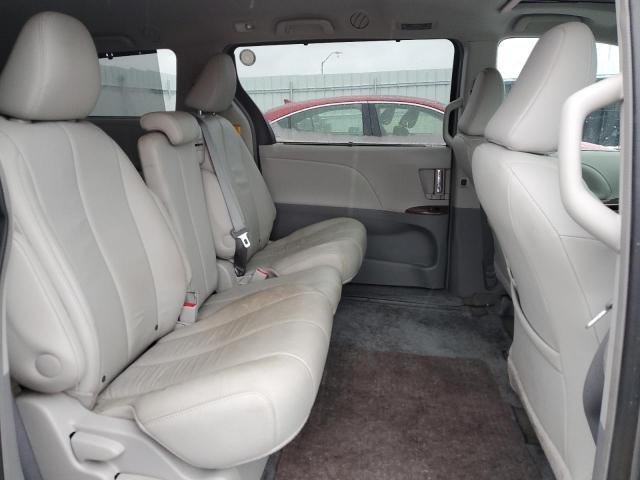 Photo 11 from auction – 2013 TOYOTA SIENNA XLE with VIN 5TDYK3DC5DS374402