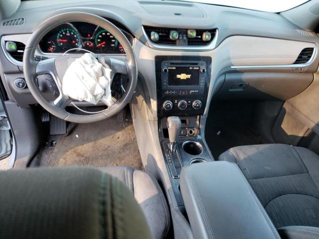 Photo 8 from auction – 2017 CHEVROLET TRAVERSE L with VIN 1GNKRGKD5HJ103192