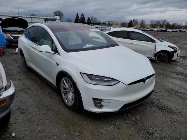 Photo 4 from auction – 2017 TESLA MODEL X with VIN 5YJXCBE27HF043789