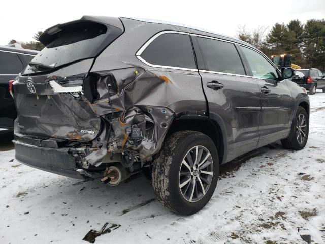 Zdjęcie 3 z aukcji – 2018 TOYOTA HIGHLANDER z VIN 5TDJZRFH6JS865520