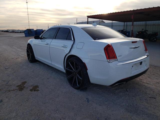 Photo 2 from auction – 2019 CHRYSLER 300 LIMITE with VIN 2C3CCAKG1KH634473
