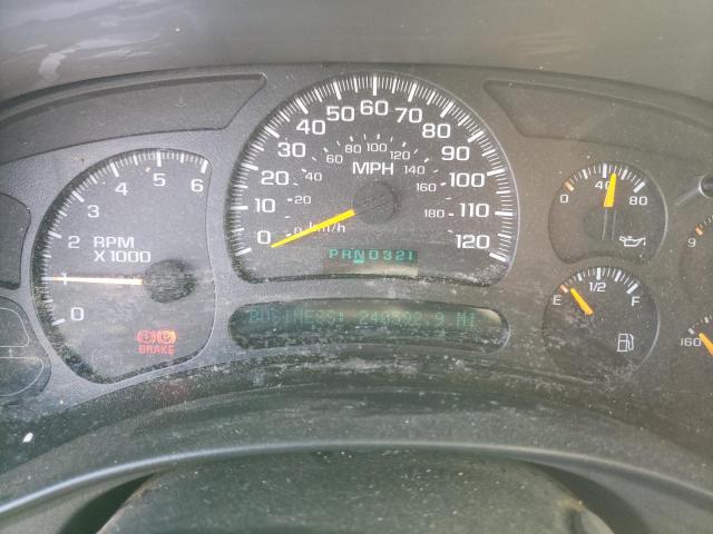 Photo 9 from auction – 2004 CHEVROLET SILVERADO with VIN 2GCEC19T141172631