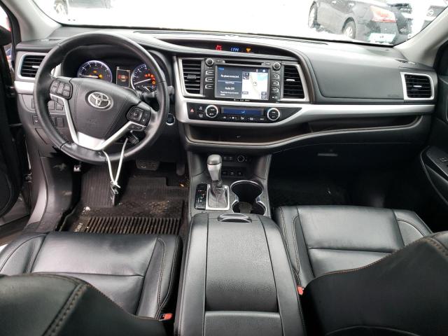 Photo 8 from auction – 2018 TOYOTA HIGHLANDER with VIN 5TDJZRFH6JS865520