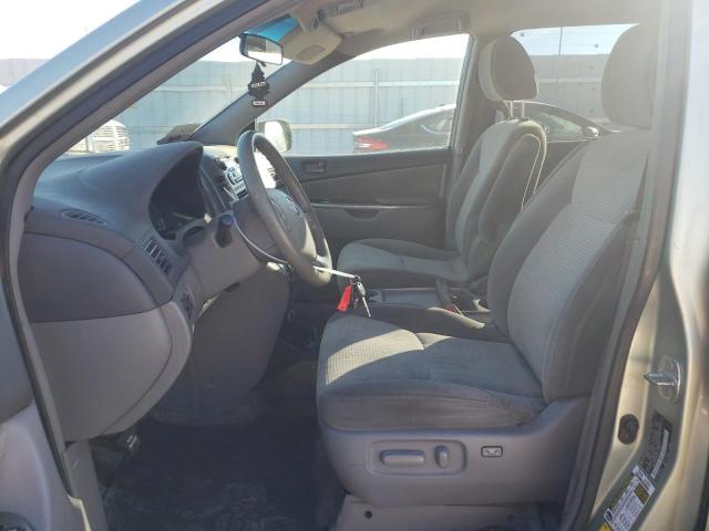 Photo 7 from auction – 2010 TOYOTA SIENNA CE with VIN 5TDKK4CC4AS289446
