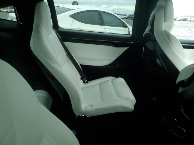 Photo 10 from auction – 2017 TESLA MODEL X with VIN 5YJXCBE27HF043789