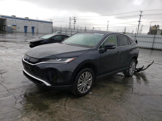 TOYOTA VENZA LE 2022 with VIN JTEAAAAH5NJ090268 - Photo from auction