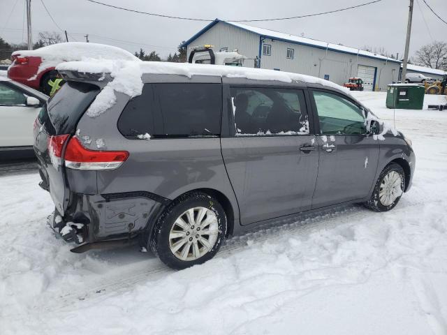 Photo 3 from auction – 2012 TOYOTA SIENNA LE with VIN 5TDJK3DC5CS032948