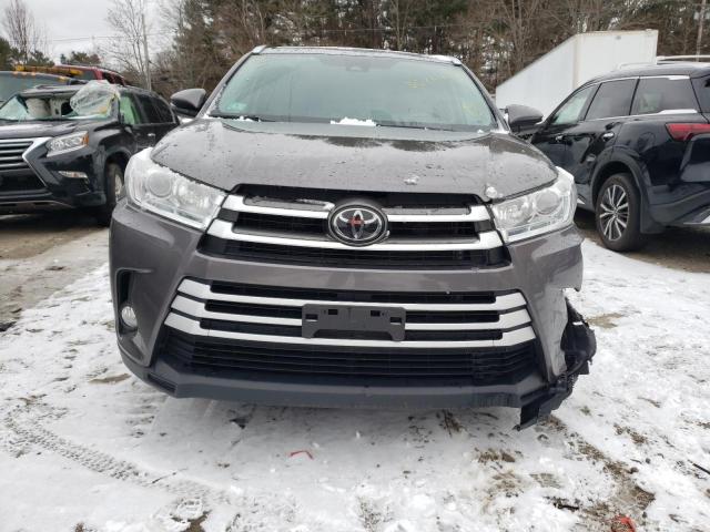 Zdjęcie 5 z aukcji – 2018 TOYOTA HIGHLANDER z VIN 5TDJZRFH6JS865520