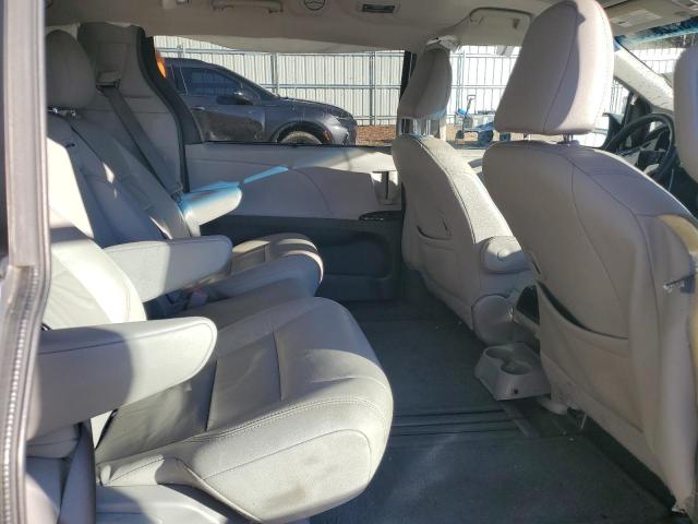 Photo 11 from auction – 2017 TOYOTA SIENNA XLE with VIN 5TDYZ3DC3HS897080