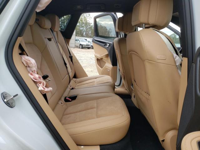 Photo 10 from auction – 2017 PORSCHE MACAN with VIN WP1AA2A51HLB07963