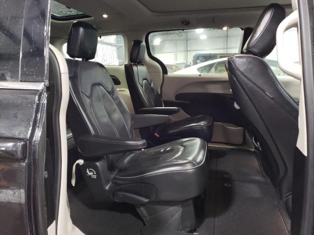 Photo 11 from auction – 2017 CHRYSLER PACIFICA L with VIN 2C4RC1GG2HR787994